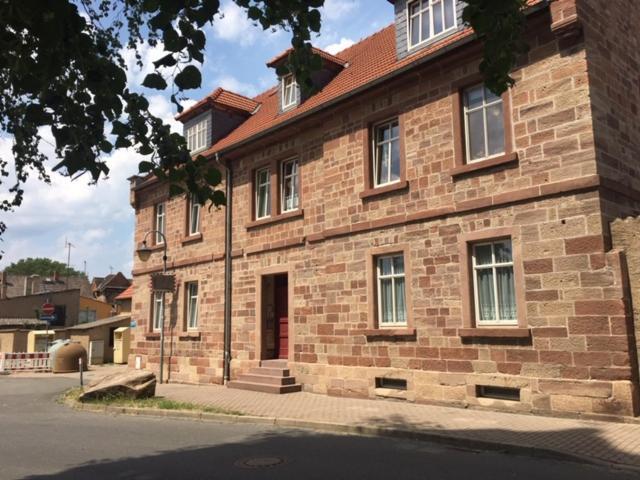 Karsdorf "Alte Schule" Im Burgenlandkreis Apartment Exterior photo